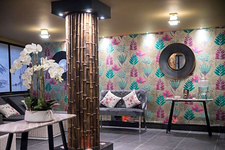 Holyrood Hotel - Leisure Centre & The Spa at Orchids