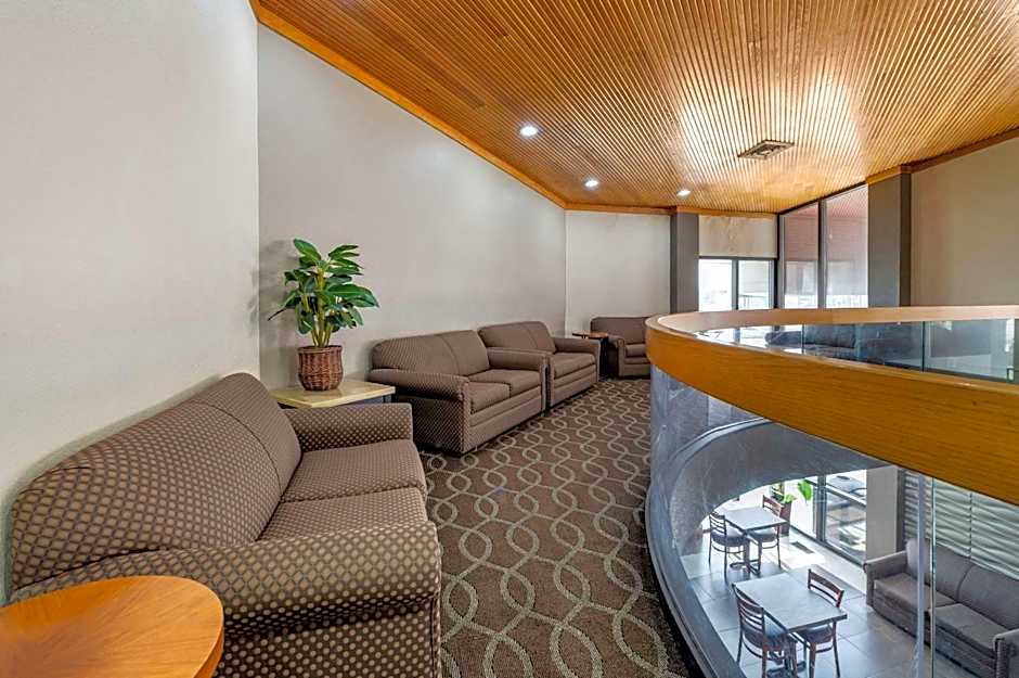 Suburban Studios Lafayette