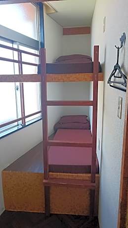 Economy Twin Room