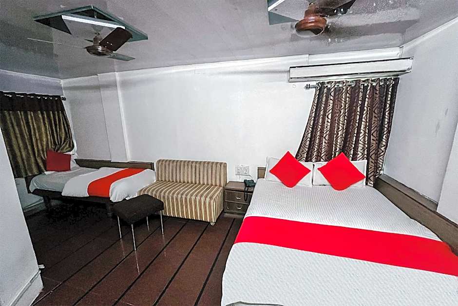 Hotel Maninagar Residency – Ahmedabad, TN