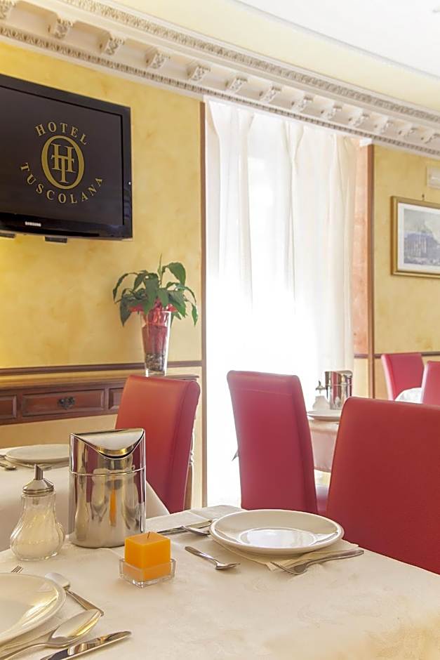 Hotel Tuscolana