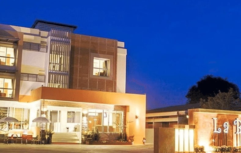 La Belle Hotel
