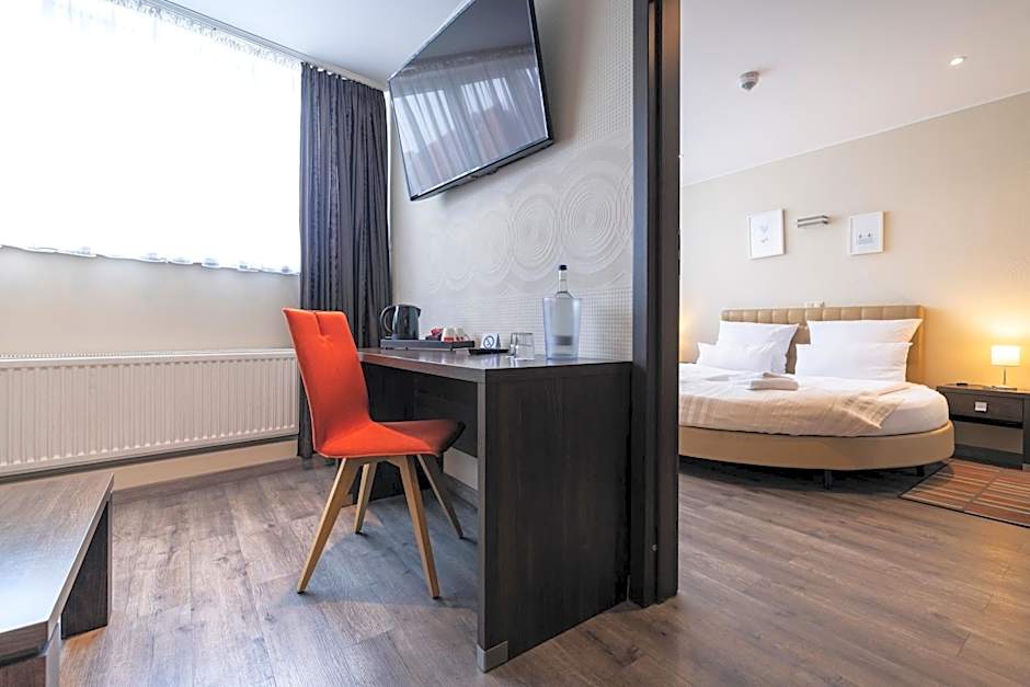 home Hotel