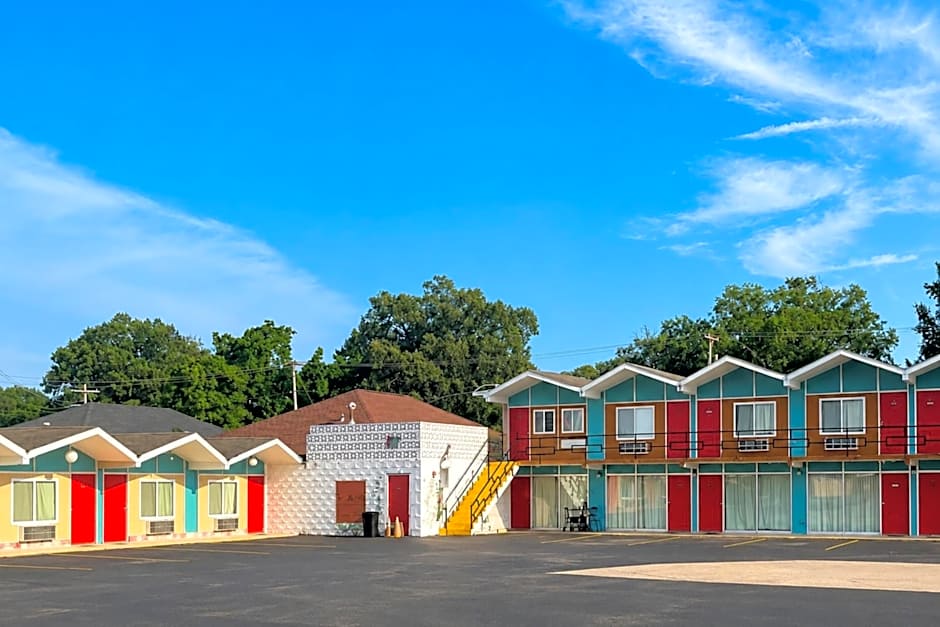 Gray Plaza Motel Benton Rend Lake I-57