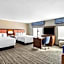 Hampton Inn By Hilton & Suites Farmington