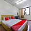 OYO 89461 CP Hotel