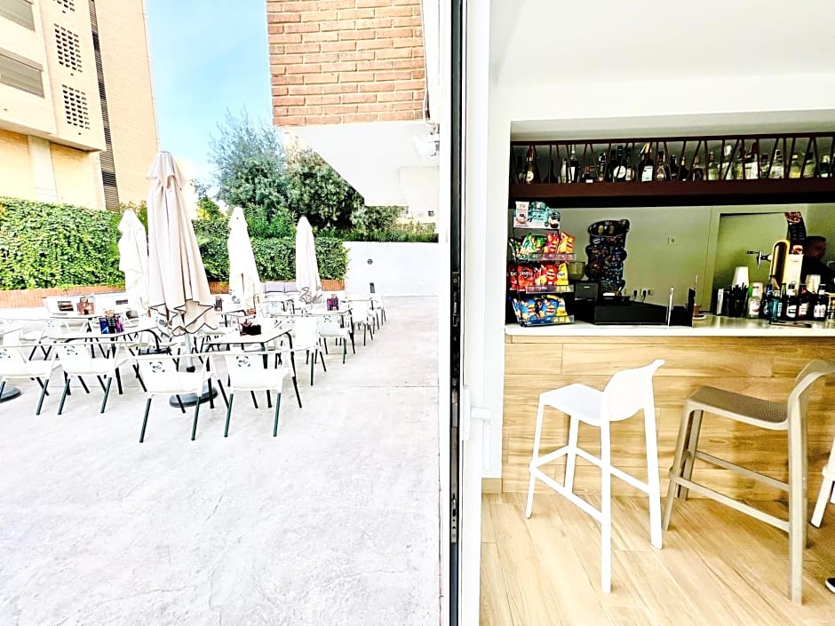 Trebol One Apartments By Mc