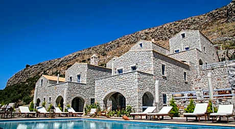 ¿n Plo Luxury Suites