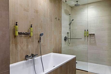 Suite, 1 Bedroom (1 King Bed)