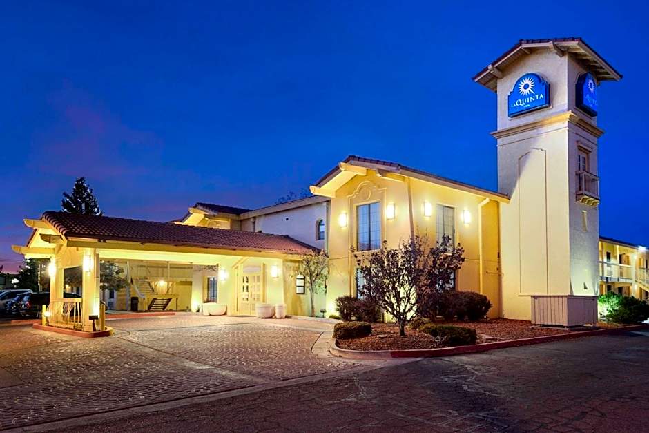 La Quinta Inn & Suites by Wyndham Farmington