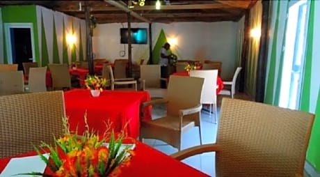 Hotel Ichaweri