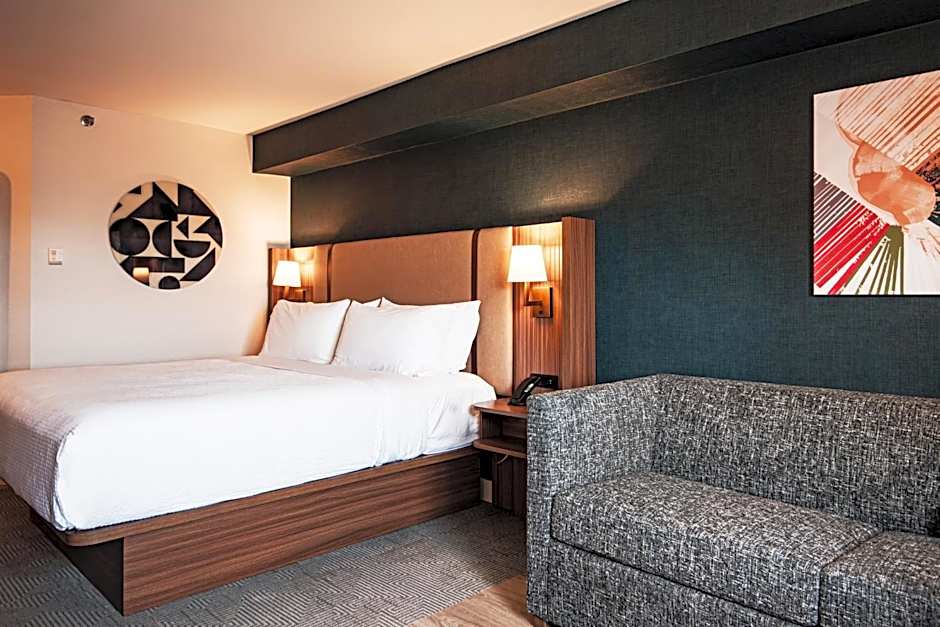 Holiday Inn & Suites Winnipeg Downtown By IHG