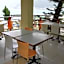Pandu Lakeside Parapat Hotel