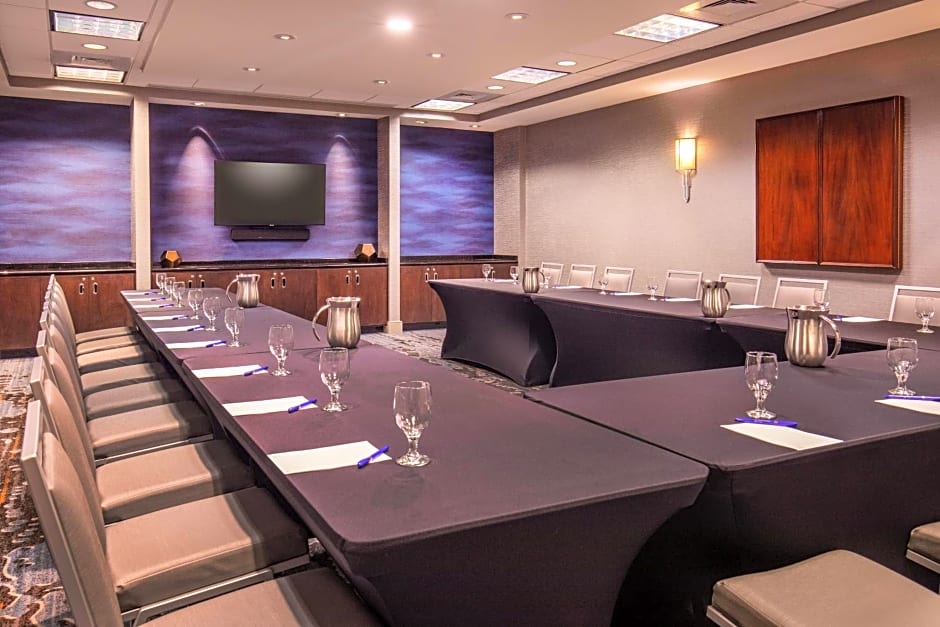 Delta Hotels by Marriott Chesapeake Norfolk