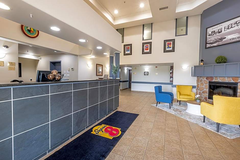 Super 8 by Wyndham Truro NS