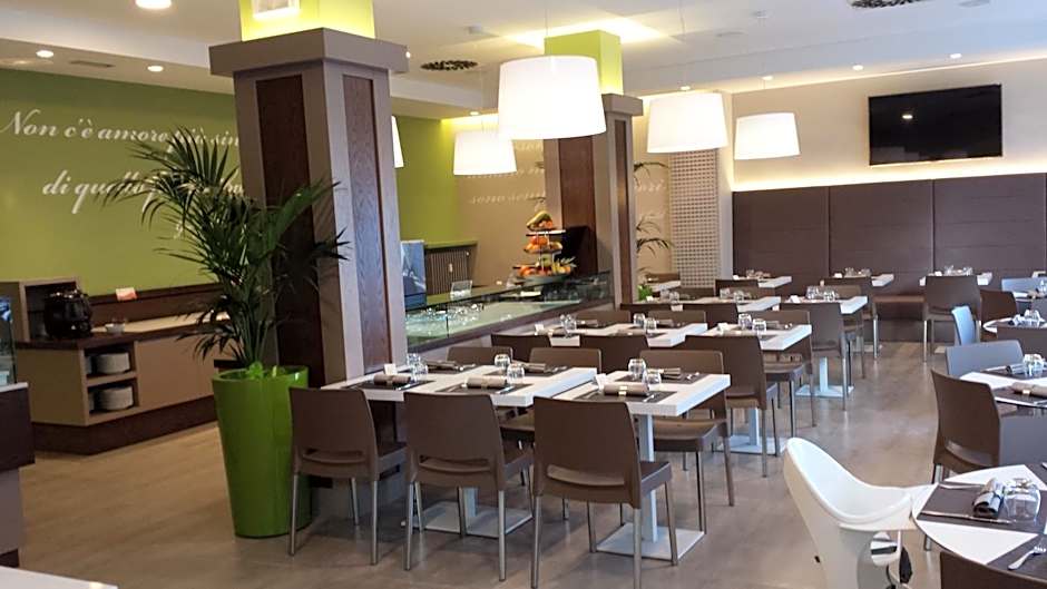 Hotel Emiliana