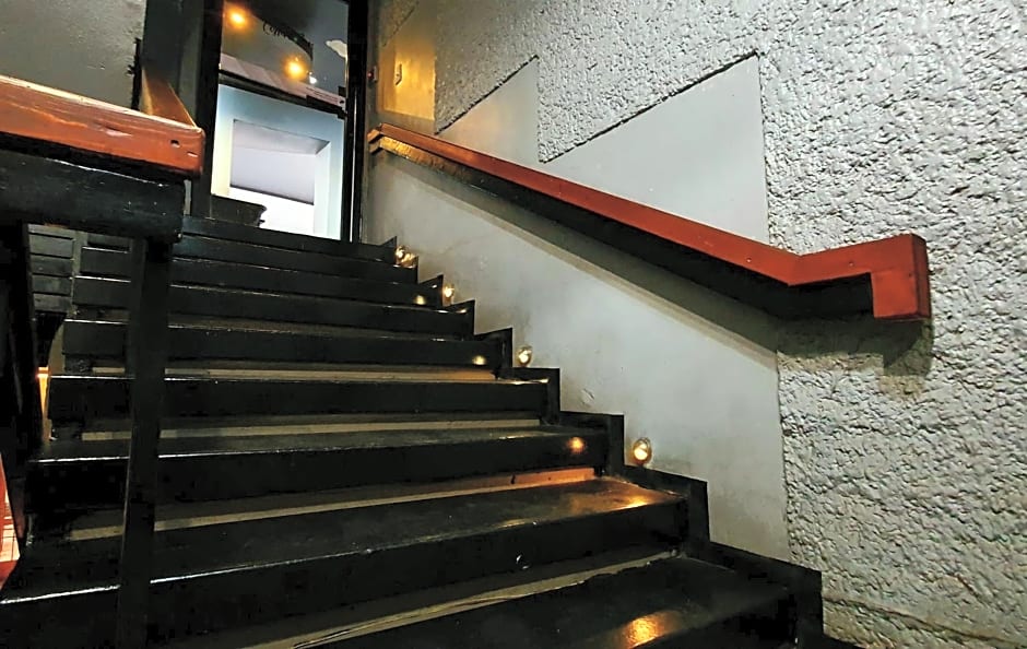 Costero Inn - Not Hotel -