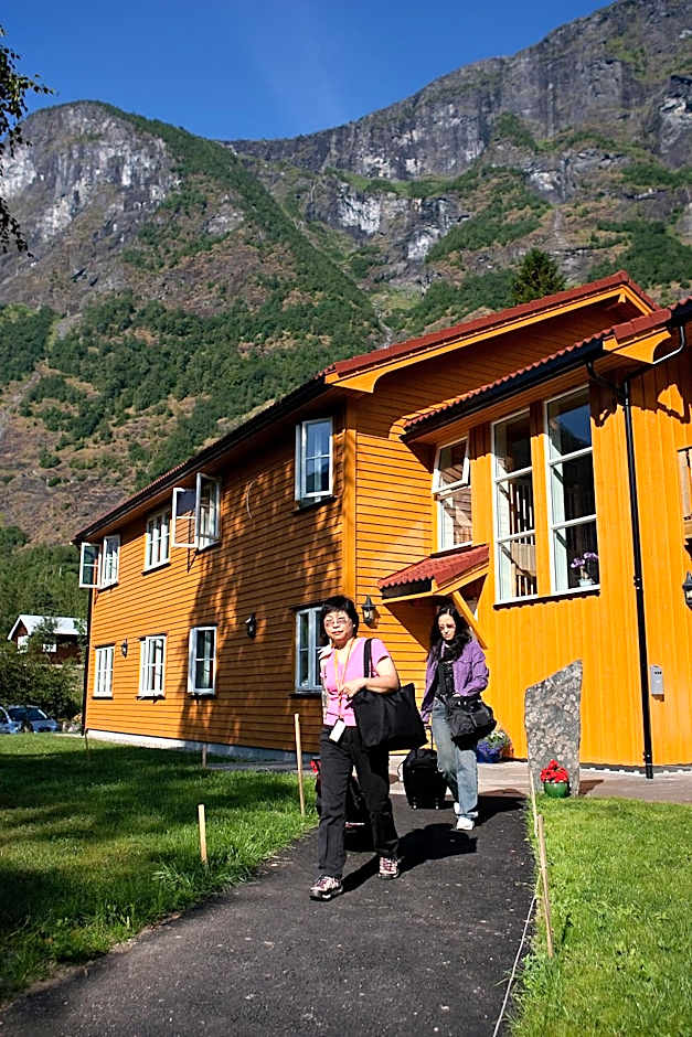 Flåm Hostel & Cabins