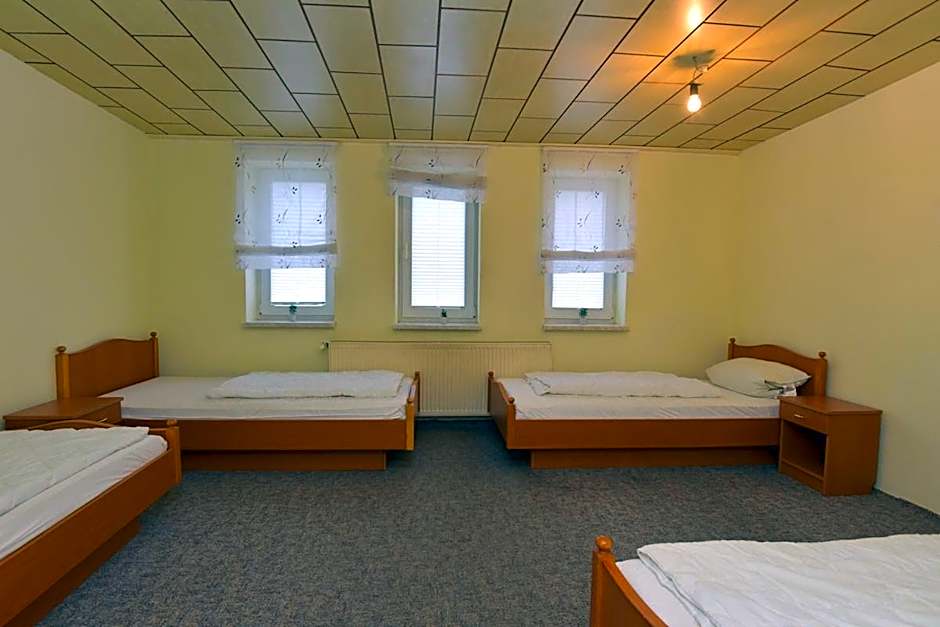 Monteurhaus-Arbeiterunterkunft Haus Markus Suhl