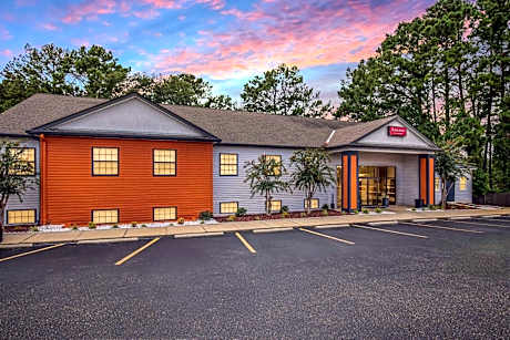 Ramada by Wyndham Studio Suites Dothan