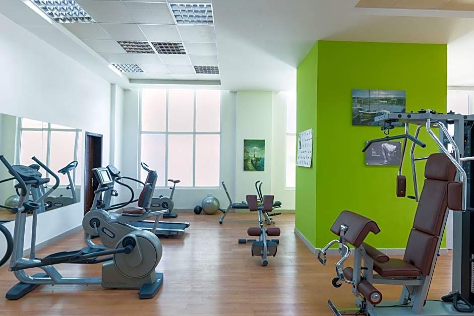 Al Hail Waves Hotel Managed By Centara