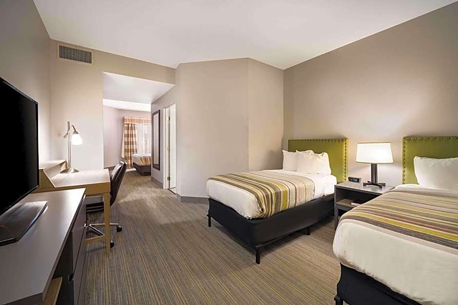 Country Inn & Suites by Radisson, Freeport, IL
