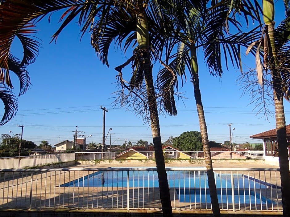 Golfinho Plaza Hotel