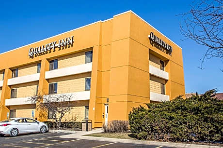 Quality Inn Elgin I-90