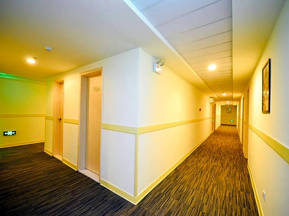 Jinjiang Inn Suqian Development Zone West lake