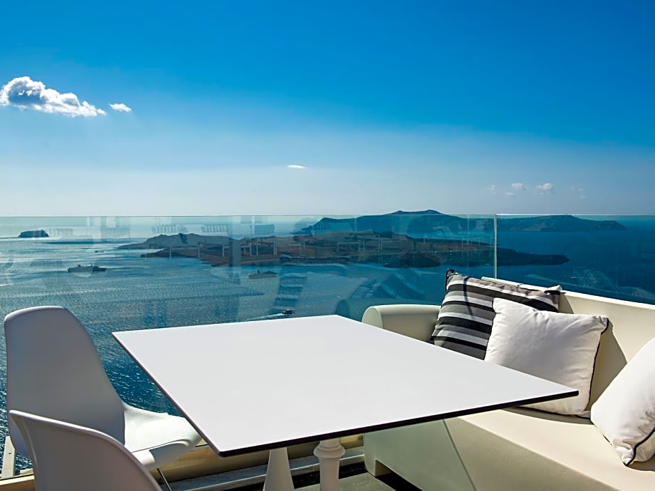 Caldera's Lilium Villas