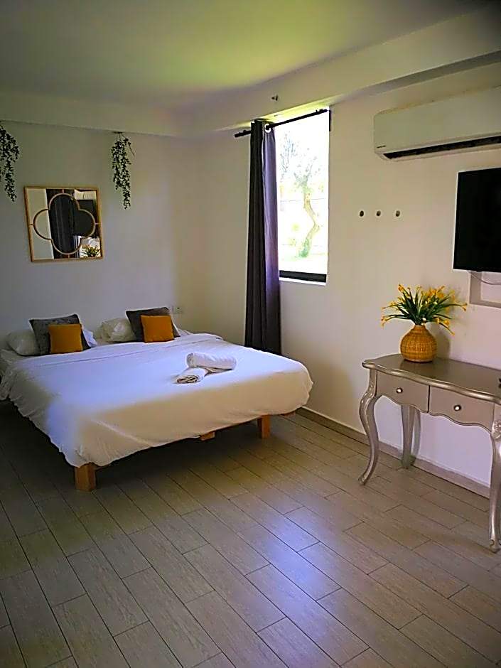 Q Village Hotel - Poleg Beach