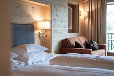 Comfort Double Room with Balcony and Valley View