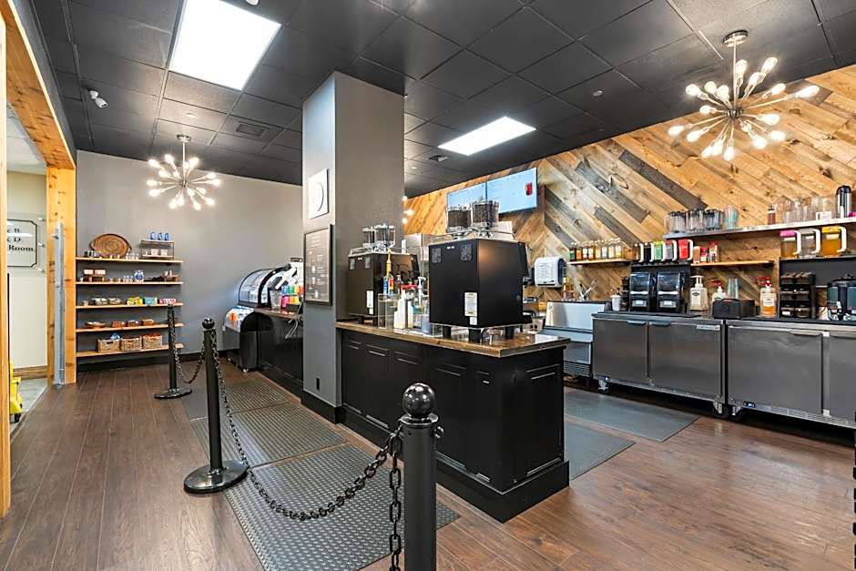 Thousand Hills Resort Hotel