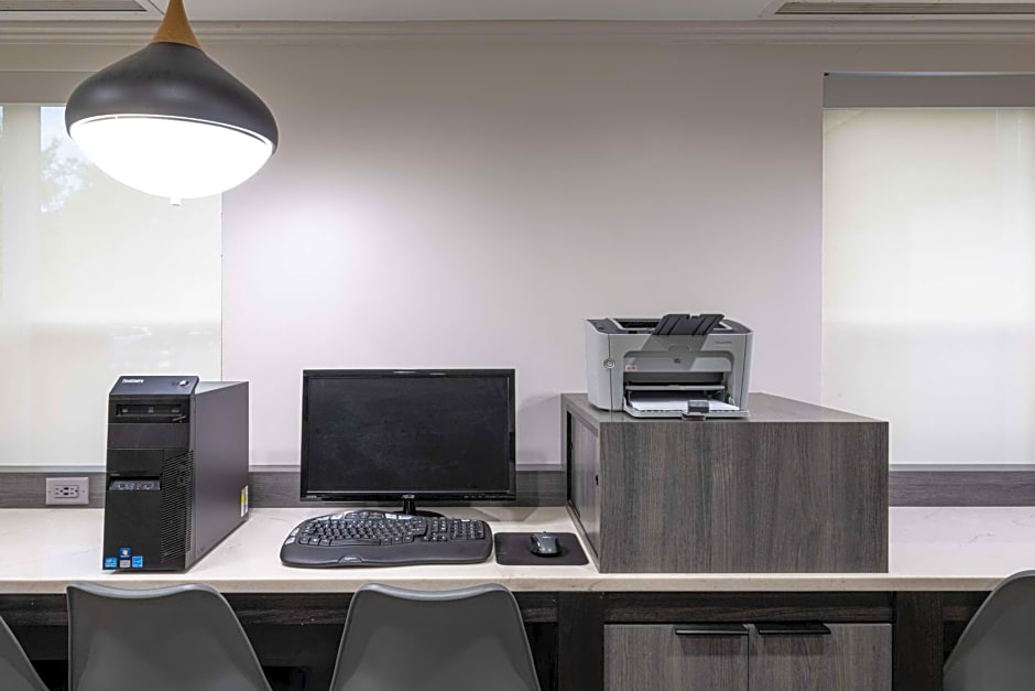 Hyatt House Herndon/Reston