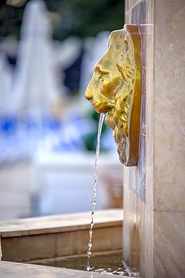 Imperial Palace Hotel