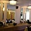 Al Murjan Palace Hotel