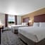 Cobblestone Hotel & Suites - Urbana