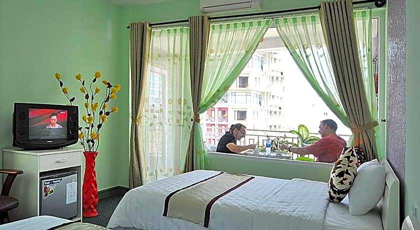 Ideal Hotel Hue