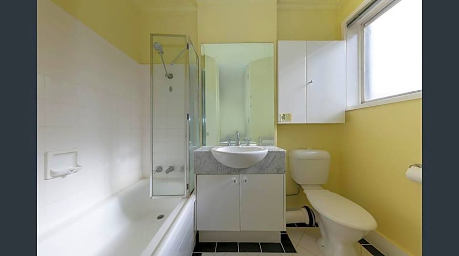 Knightsbridge Apartments