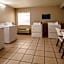 La Quinta Inn & Suites by Wyndham San Antonio Brooks City Base