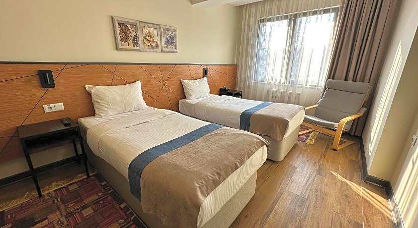 N'ALA OTEL