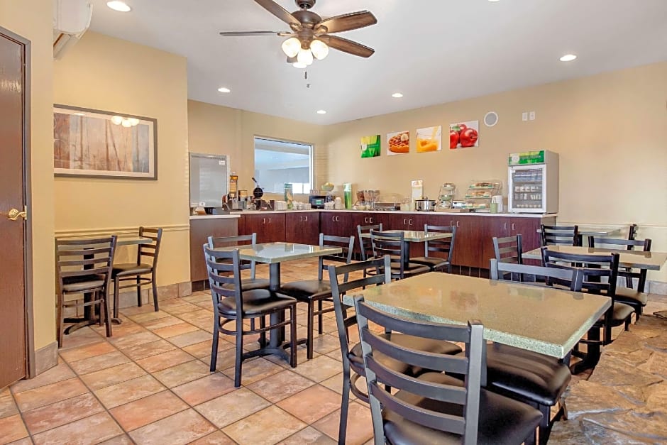 Quality Inn & Suites Lincoln