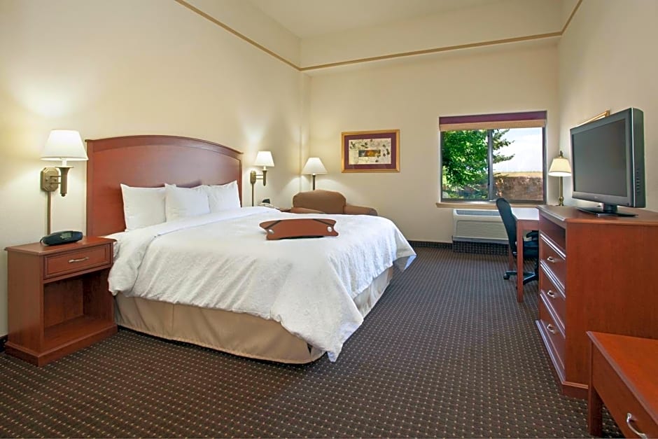 Hampton Inn & Suites Parker