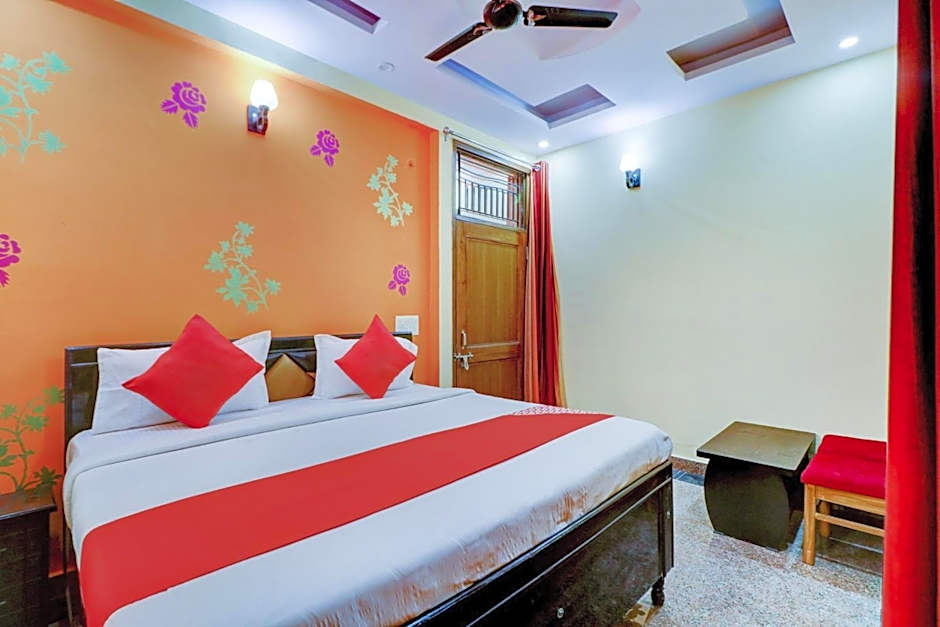 Hotel O Palace At Seventy Two Near Iskcon Temple Noida