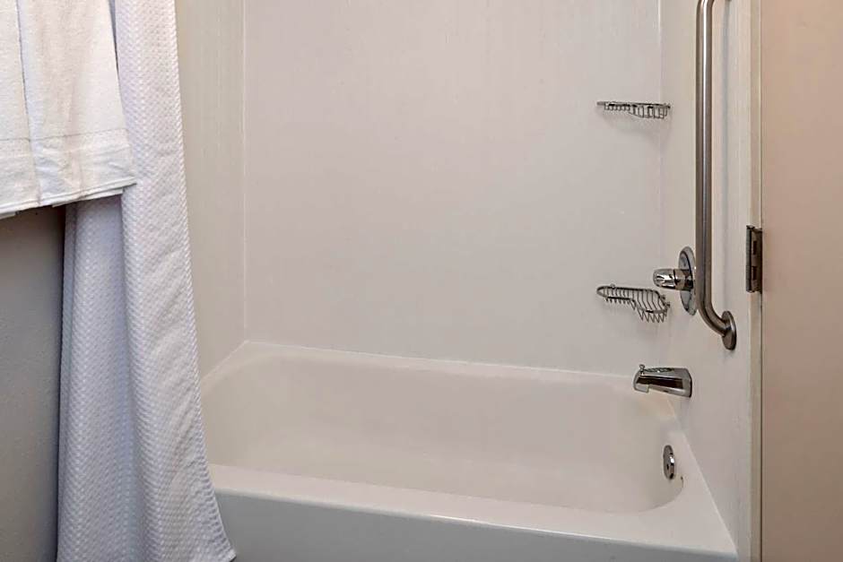Courtyard by Marriott Columbus Grove City