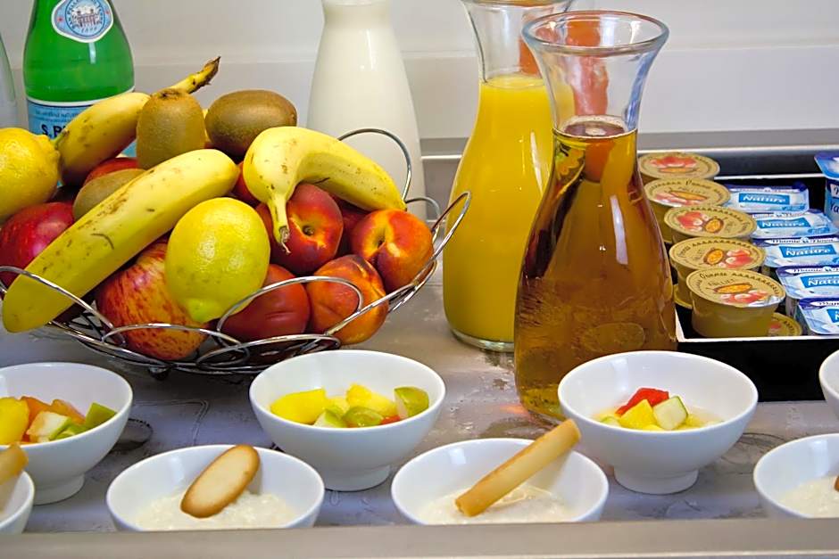 Kyriad Prestige Perpignan Centre Gare