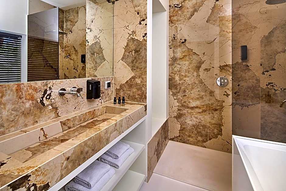 Boutique Hotel DARQ