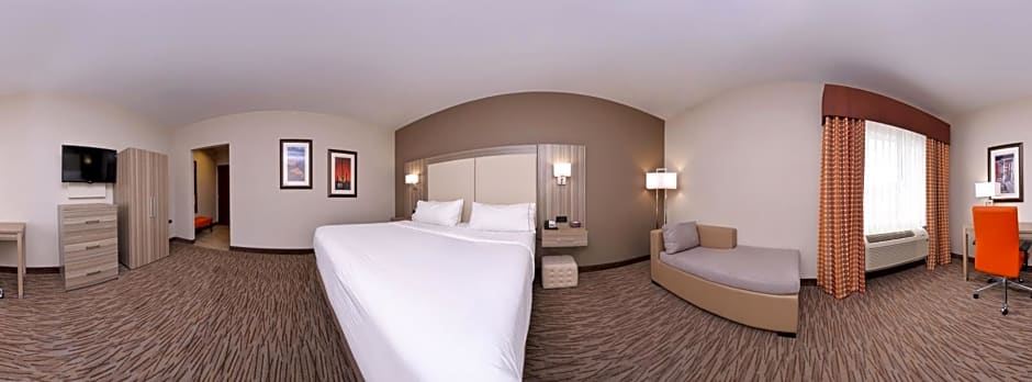 Holiday Inn Express & Suites Williams By IHG