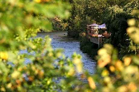 Hotel Val De La Cascade