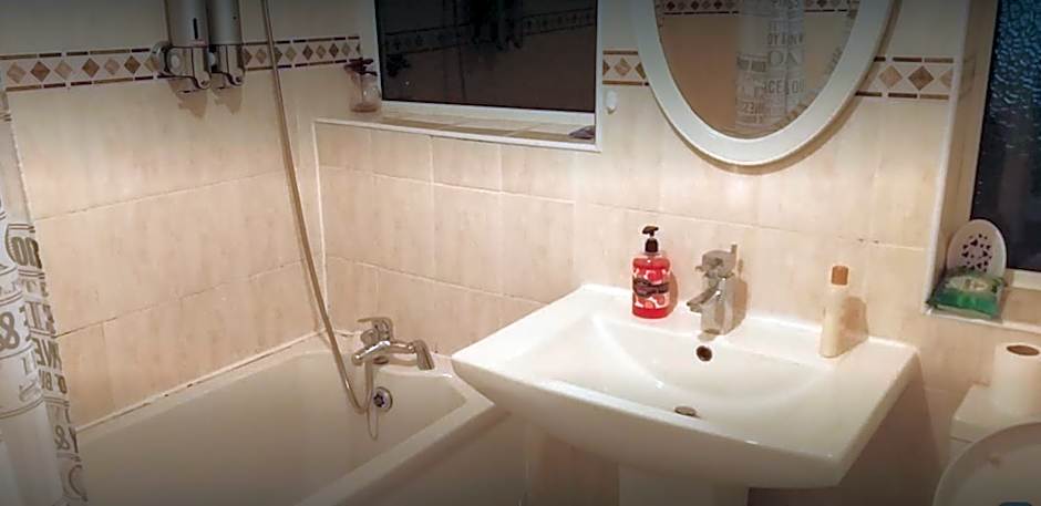 Old Trafford Guest House